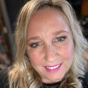 Meet your Posher, Melanie